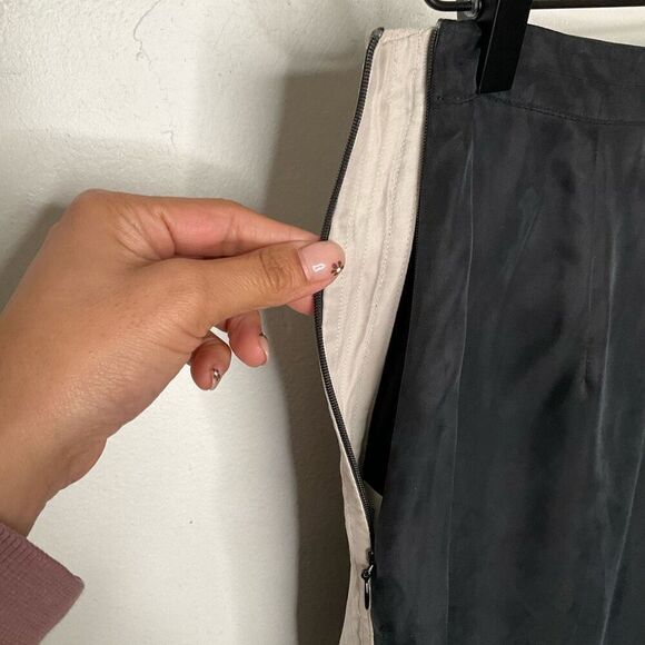 Shakuhachi Side Stripe Skirt - Picture 4 of 7